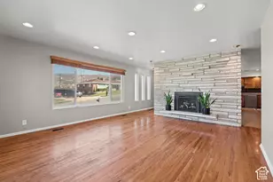 946 E Arlington Way S, Bountiful, UT 84010 - Photo 14