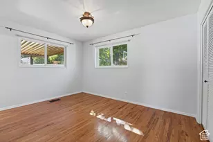 946 E Arlington Way S, Bountiful, UT 84010 - Photo 18