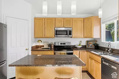 12094 S Silver Reef Ct, Herriman, UT 84096 - Photo 12