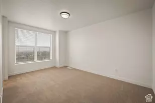 4046 S Sandridge Dr, Roy, UT 84067 - Photo 6