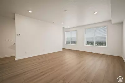 4046 S Sandridge Dr #7, Roy, UT 84067 - Photo 12