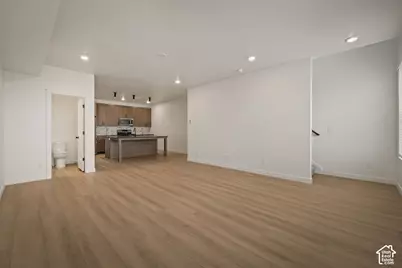 4046 S Sandridge Dr #7, Roy, UT 84067 - Photo 10