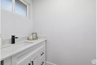 4037 S Acord Way, West Valley, UT 84120 - Photo 12