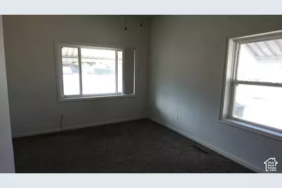 387 E 200 S, Payson, UT 84651 - Photo 12