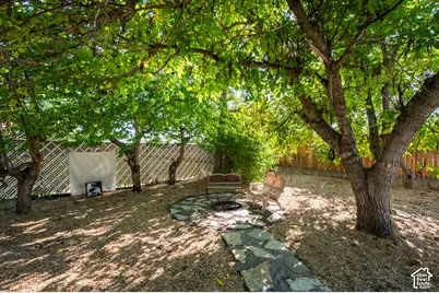 5402 S Edgewood Dr, Holladay, UT 84117 - Photo 36