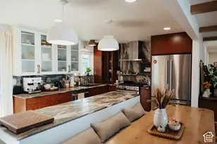 5402 S Edgewood Dr, Holladay, UT 84117 - Photo 4