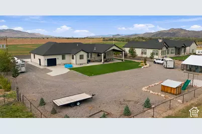 244 E Sevier River Rd, Central Valley, UT 84754 - Photo 6