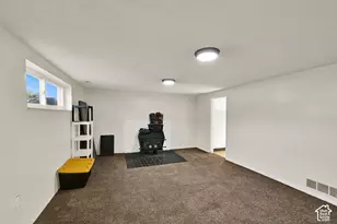 935 N 325 W, Bountiful, UT 84010 - Photo 12