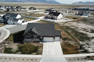 635 S Chan Dr E, Grantsville, UT 84029 - Photo 32