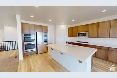 635 S Chan Dr E, Grantsville, UT 84029 - Photo 2