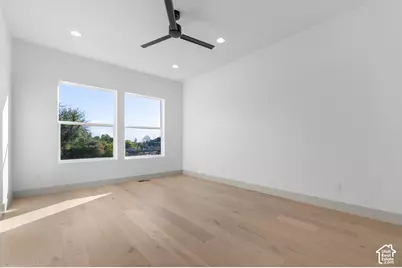 238 W 3175 N, Pleasant View, UT 84414 - Photo 6
