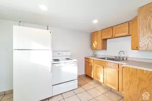 429 Center St, Clearfield, UT 84015 - Photo 38