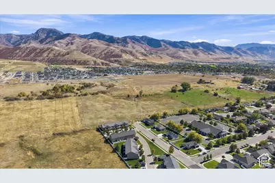 221 E 700 N, Smithfield, UT 84335 - Photo 36
