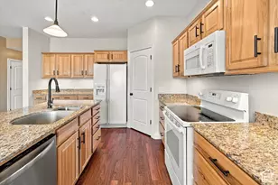 221 E 700 N, Smithfield, UT 84335 - Photo 10