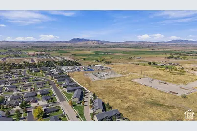 221 E 700 N, Smithfield, UT 84335 - Photo 38