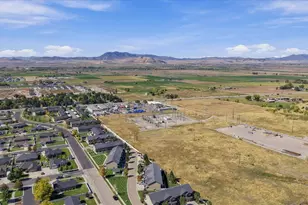 221 E 700 N, Smithfield, UT 84335 - Photo 38