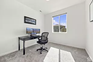 1333 E Wilbur Ln N, Eagle Mountain, UT 84005 - Photo 16