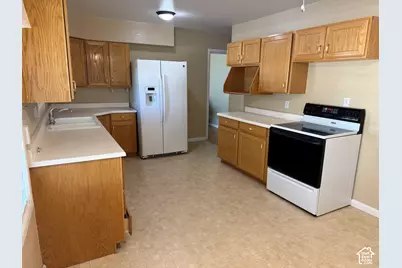 260 N 100 W, Panguitch, UT 84759 - Photo 10