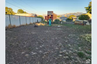 8400 S 4000 W #106, West Jordan, UT 84088 - Photo 16