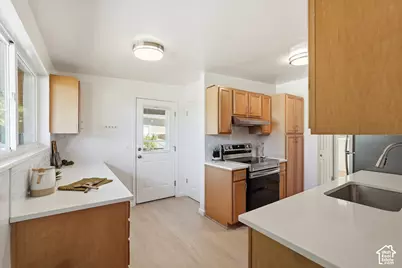 310 E 1650 S, Bountiful, UT 84010 - Photo 8