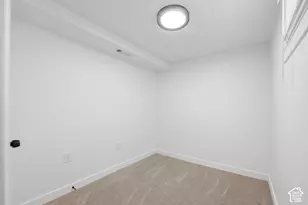 279 E 4525 S, Washington Terrace, UT 84405 - Photo 12