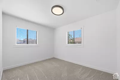 279 E 4525 S, Washington Terrace, UT 84405 - Photo 8