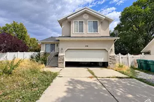 558 E Hidden Cove Ln, Lehi, UT 84043 - Photo 1