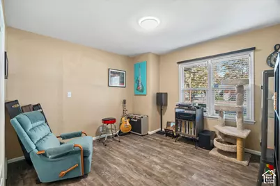 121 W Garden View Dr., Midvale, UT 84047 - Photo 14