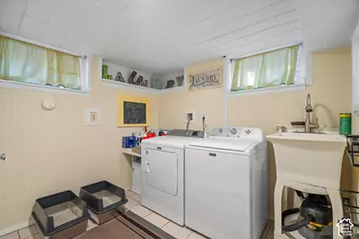 121 W Garden View Dr., Midvale, UT 84047 - Photo 26