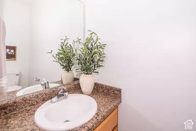 3536 W Brookshire Dr, Syracuse, UT 84075 - Photo 18