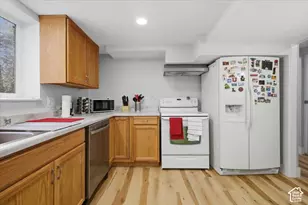 1953 W 5400 S, Taylorsville, UT 84129 - Photo 32