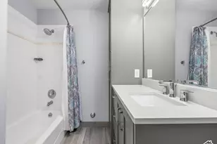 2119 E Oak Ln, Layton, UT 84040 - Photo 46