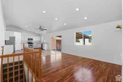 5264 W Vista Ridge Cir, Salt Lake City, UT 84118 - Photo 18
