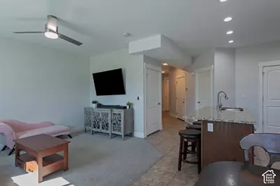 614 E Autumn Branch Way, Draper, UT 84020 - Photo 10