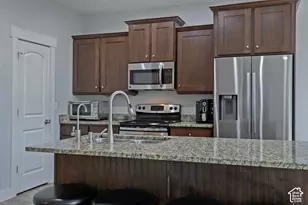 614 E Autumn Branch Way, Draper, UT 84020 - Photo 12