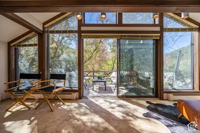 290 N Margarethe Ln, Salt Lake City, UT 84108 - Photo 16