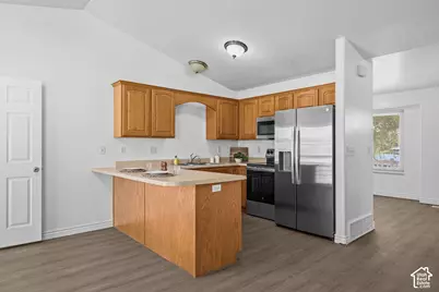 4232 W 5950 S, Roy, UT 84067 - Photo 10