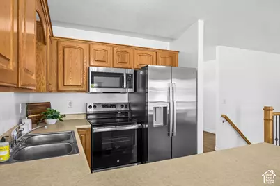 4232 W 5950 S, Roy, UT 84067 - Photo 12