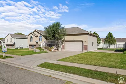 4232 W 5950 S, Roy, UT 84067 - Photo 4