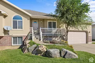 4232 W 5950 S, Roy, UT 84067 - Photo 2
