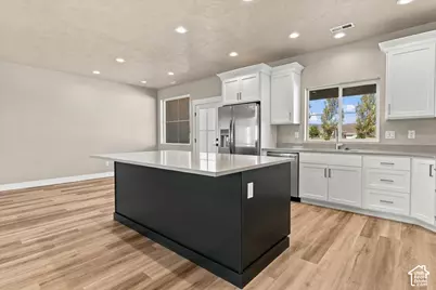 60 W 725 N, Central Valley, UT 84754 - Photo 8