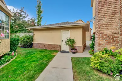1106 E Brigadoon Ct S, Holladay, UT 84117 - Photo 28