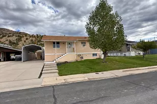 132 Valley Dr, Sunnyside, UT 84539 - Photo 12