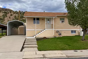 132 Valley Dr, Sunnyside, UT 84539 - Photo 1