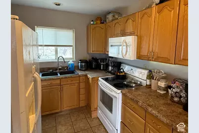 132 Valley Dr, Sunnyside, UT 84539 - Photo 6