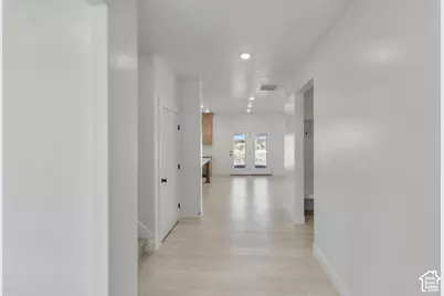 1628 W Rivergate Dr, Logan, UT 84321 - Photo 2
