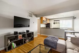 650 N 300 W, Salt Lake City, UT 84103 - Photo 4