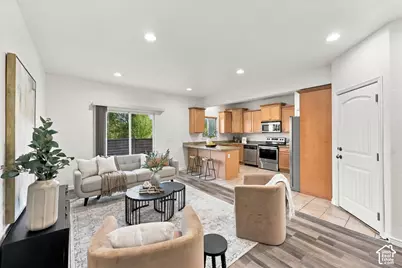 251 E Ailee Ln, Salt Lake City, UT 84107 - Photo 2