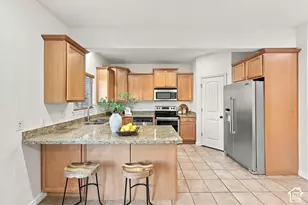 251 E Ailee Ln, Salt Lake City, UT 84107 - Photo 6
