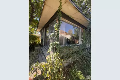 1434 N Baroness Pl, Salt Lake City, UT 84116 - Photo 2